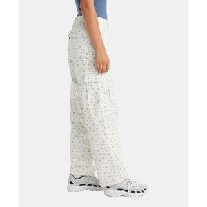 Levi’s ‘94 Baggy Pants Cargo Pocket Cottagecore White Floral Baggies Wide Leg